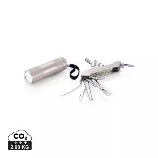 Quattro-setti Maastoon Hopeanvärinen