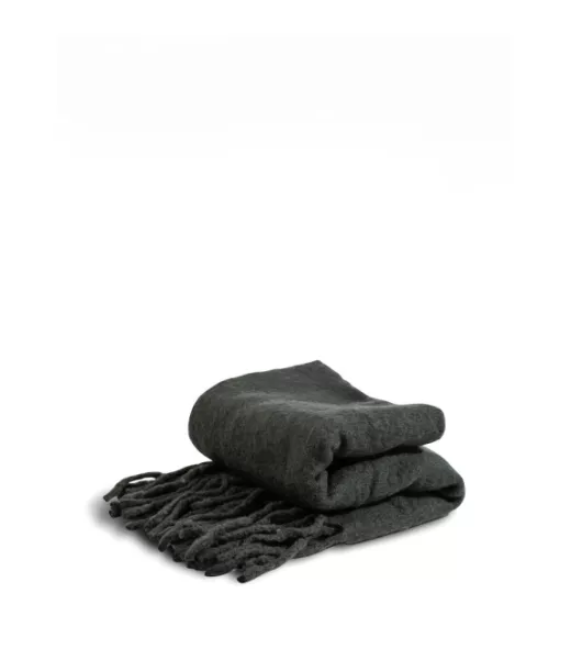 Byon Huopa Lucian, Musta