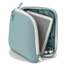 tablettikotelo logolla